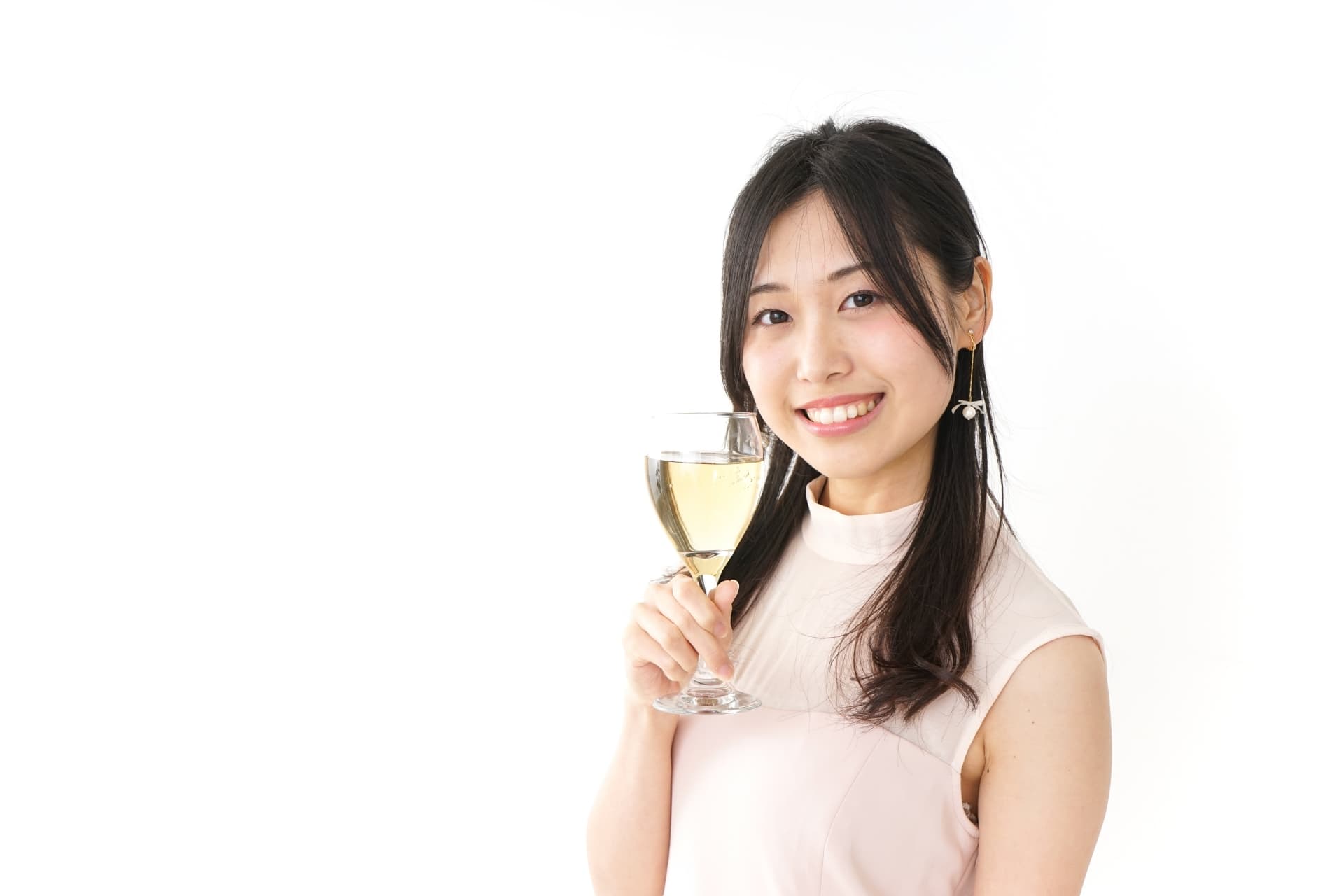 ワインを持っている女性