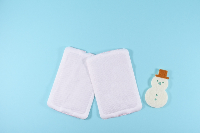 カイロと雪だるま